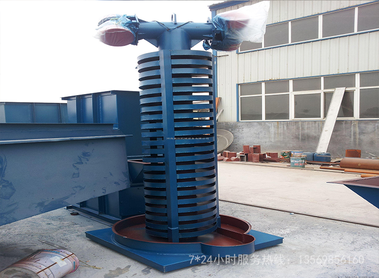 振動垂直提升機(jī)